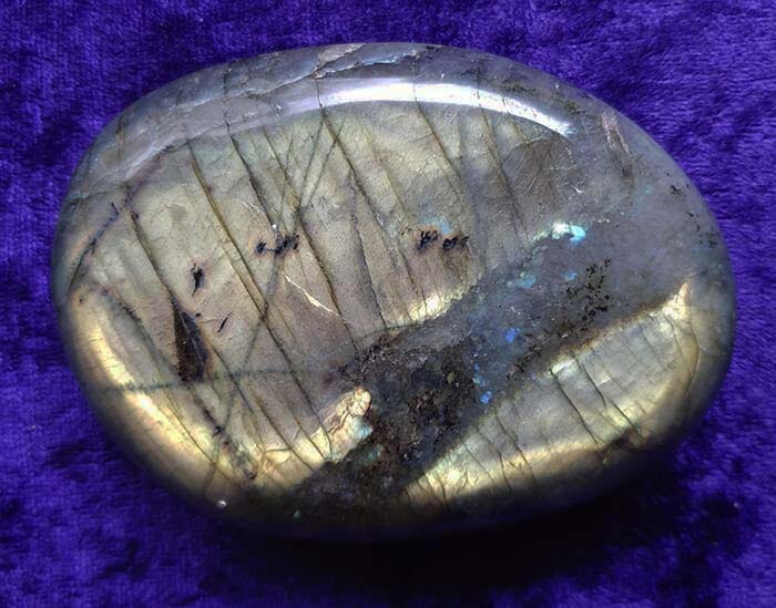 Flash Labradorite Large Pebble - Cut & Polished Crystals > Polished Crystal Palm Stones