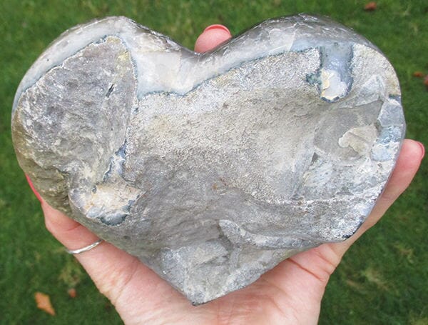 Titanium Aura Quartz Cluster Heart (Large) - Crystal Carvings > Polished Crystal Hearts