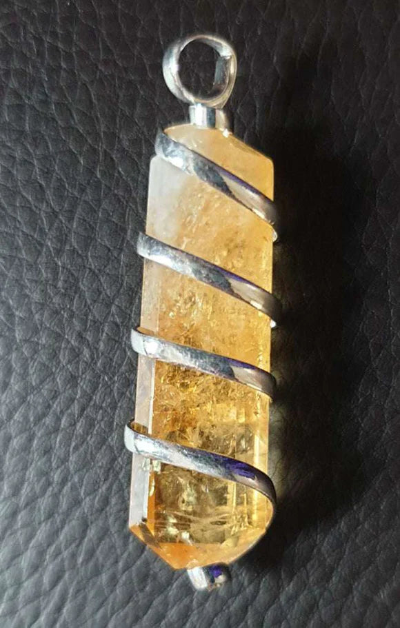 The Composition and Formation of Citrine Crystals
