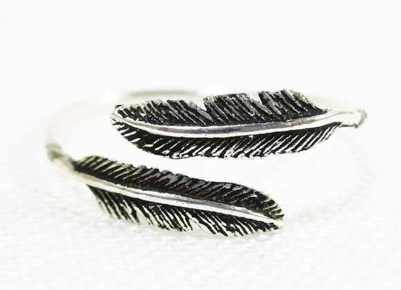 Adjustable Dainty Silver Feather Ring (S) | Crystal Jewellery | Gemstone Rings