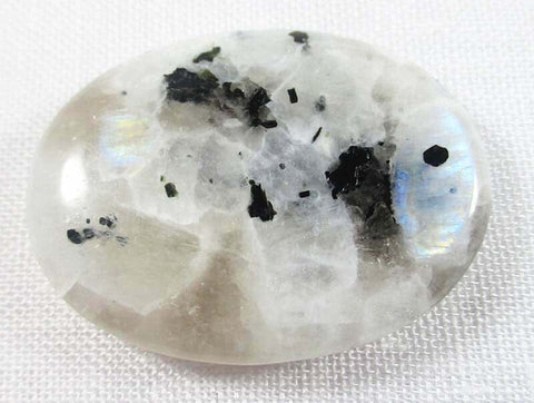 Moonstone Thumb Stone Cut & Polished Crystals > Polished Crystal Thumb Stones