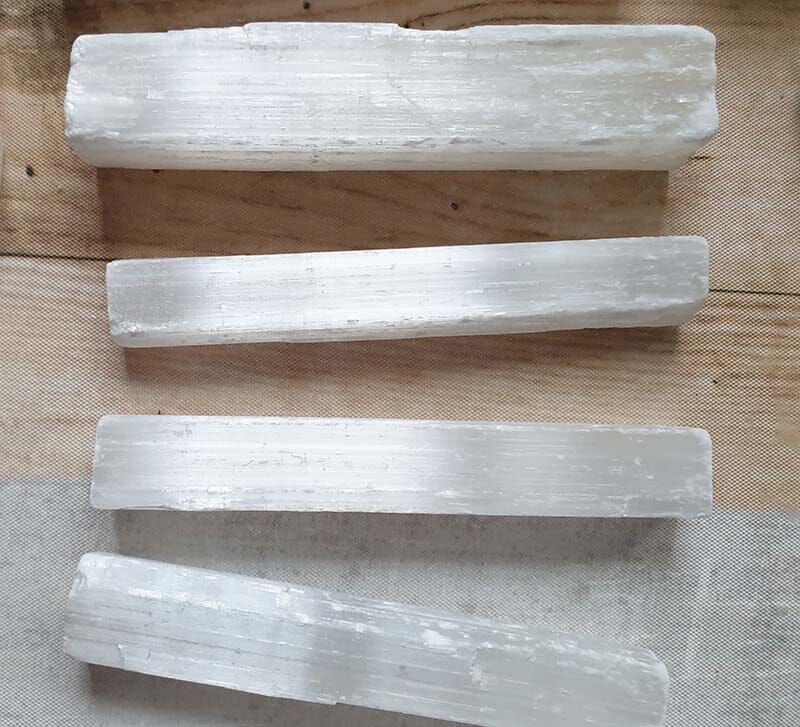Rough Selenite Rod (x1) - Natural Crystals > Raw Crystal Chunks